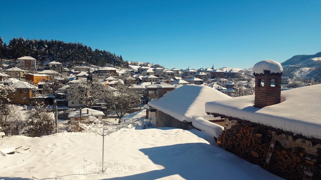 Калчевата Къща Hotell Klisura  Exteriör bild